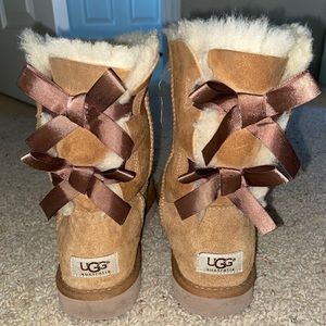 Bailey Bow Ugg boots